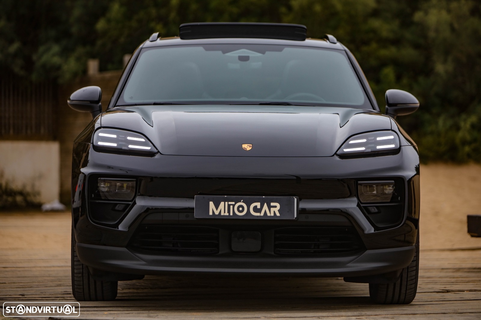 Porsche Macan Electric 4 - 2