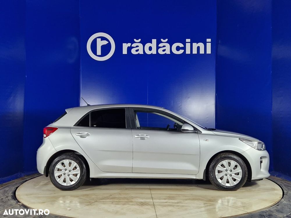 Kia Rio - 6