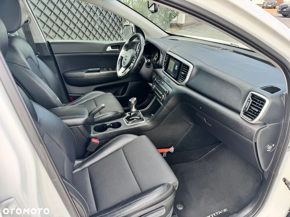 Kia Sportage - 11