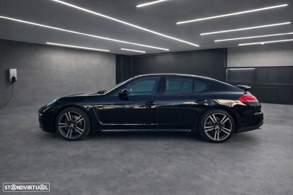 Porsche Panamera 3.0 V6 - 3