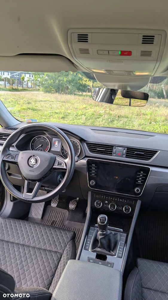 Skoda Superb 2.0 TDI Style - 14