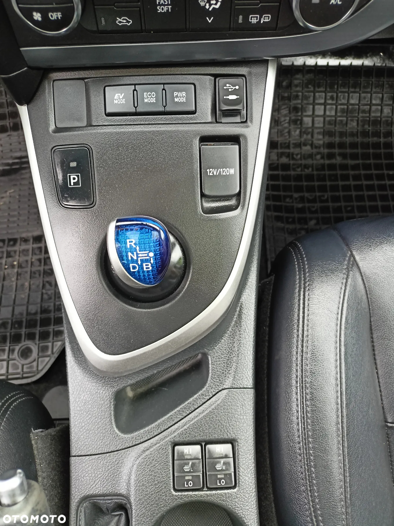 Toyota Auris Hybrid 135 Prestige - 10