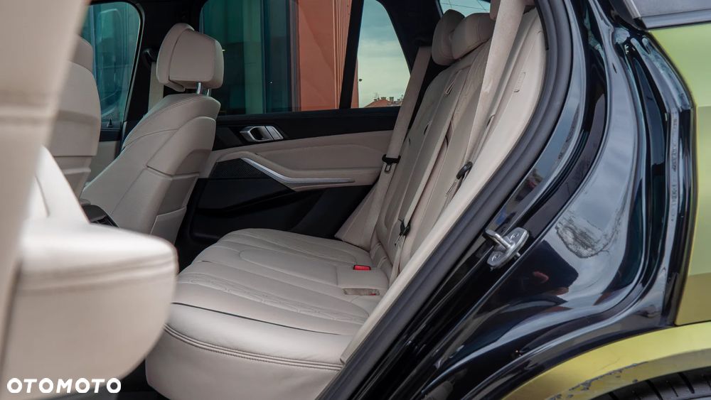 BMW X5 xDrive30d mHEV - 18