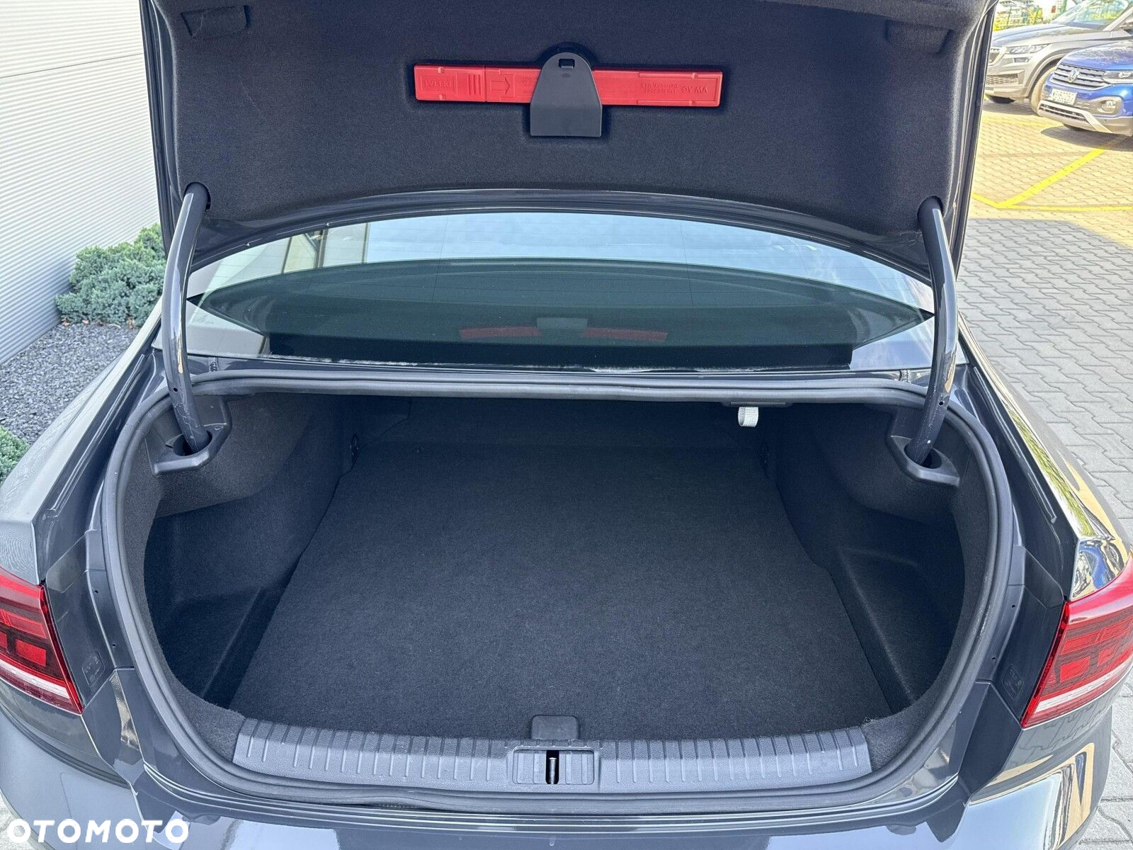 Volkswagen Passat - 26