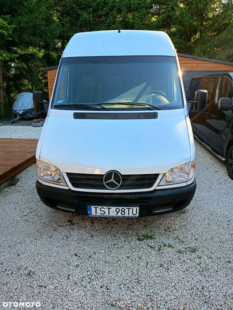 Mercedes-Benz Sprinter 211 - 2