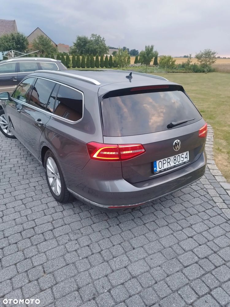 Volkswagen Passat 2.0 TDI SCR 4Mot DSG Highline - 28