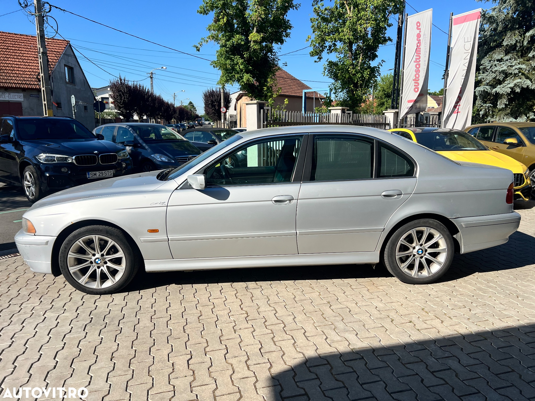 BMW Seria 5 520d Touring - 12