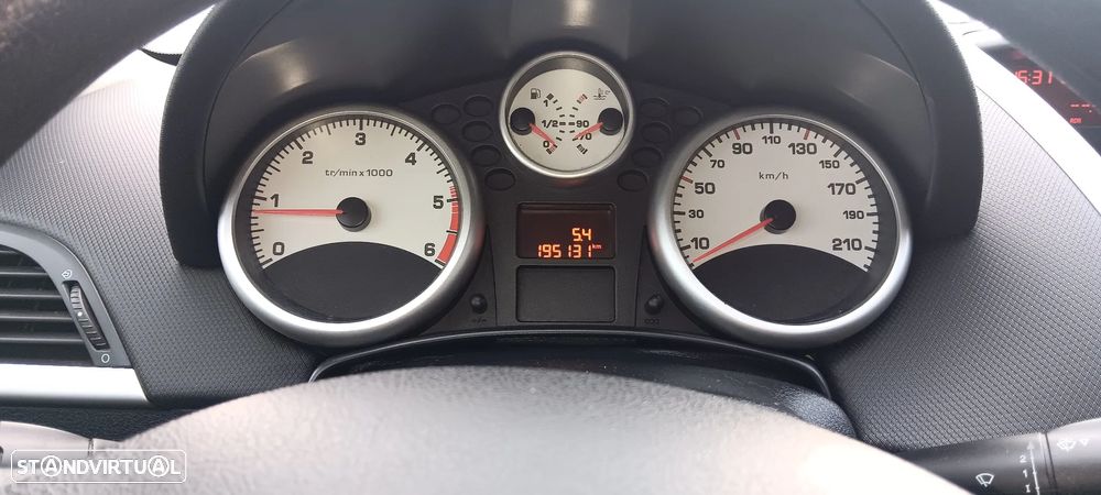 Peugeot 207 1.4 HDi Sport - 8