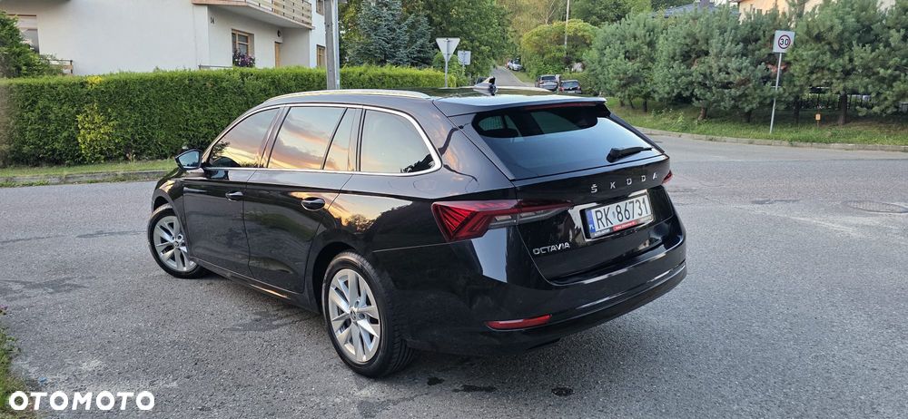 Skoda Octavia 2.0 TDI Premium Edition - 6