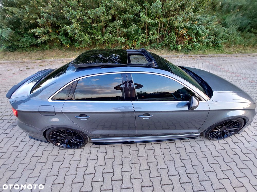 Audi S3 S tronic - 16