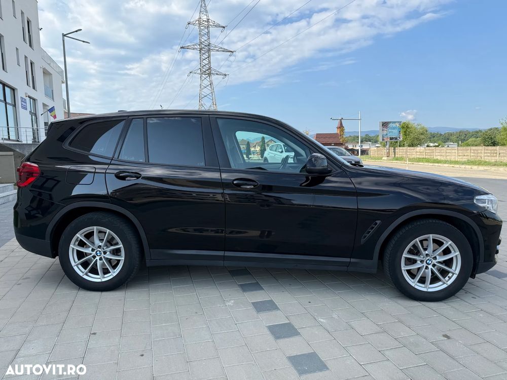 BMW X3 xDrive20d AT Luxury Line - 16