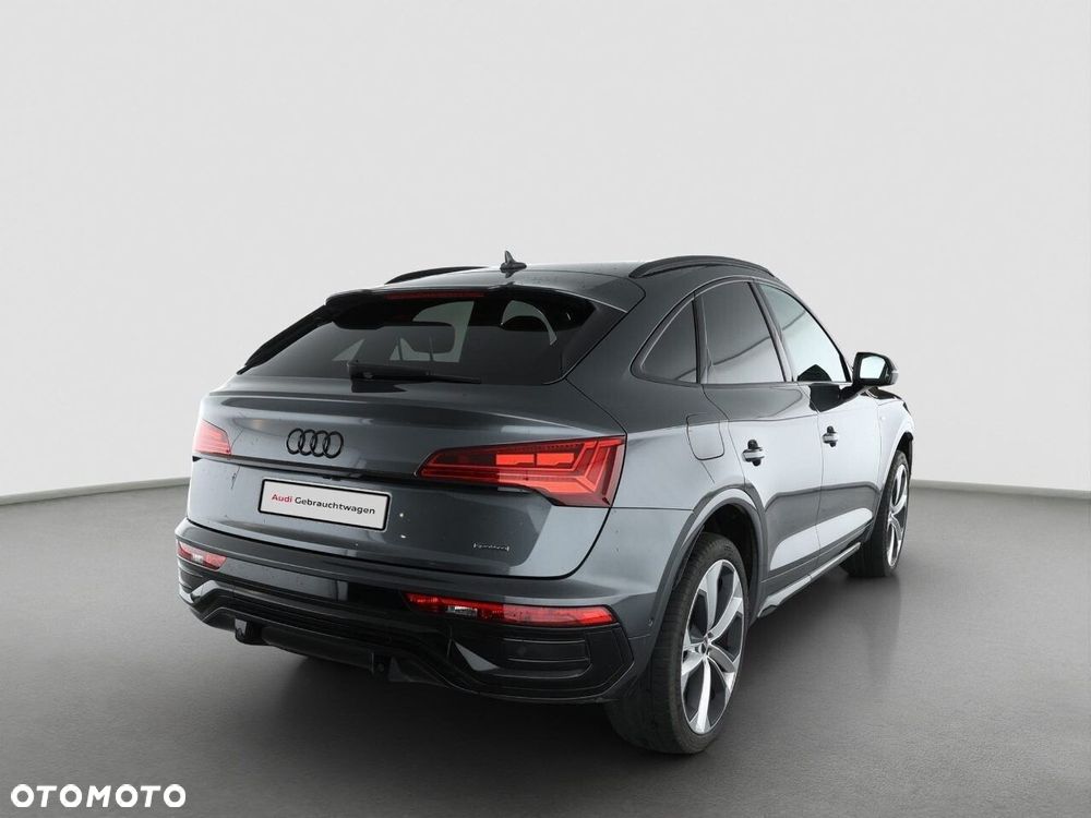 Audi Q5 Sportback - 3