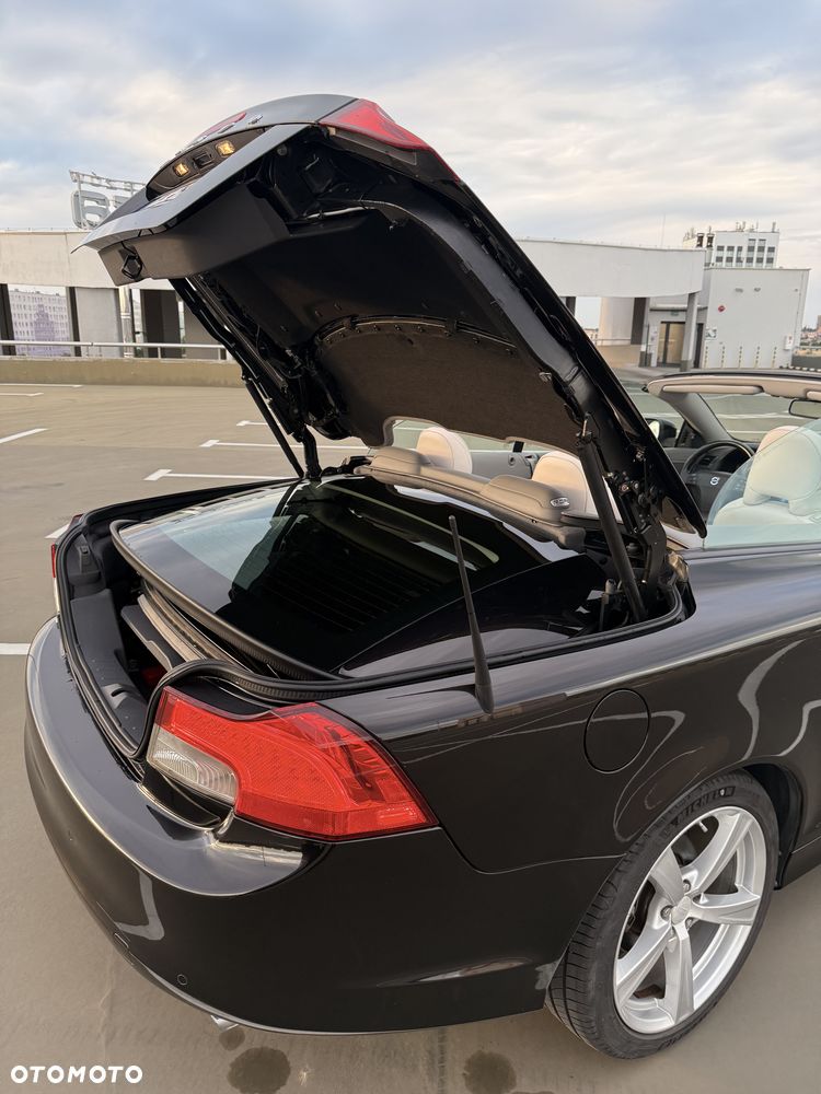 Volvo C70 T5 Summum - 17