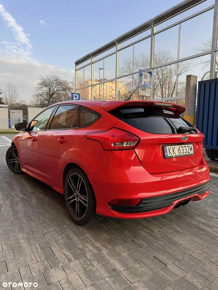 Ford Focus 2.0 EcoBoost ST - 4
