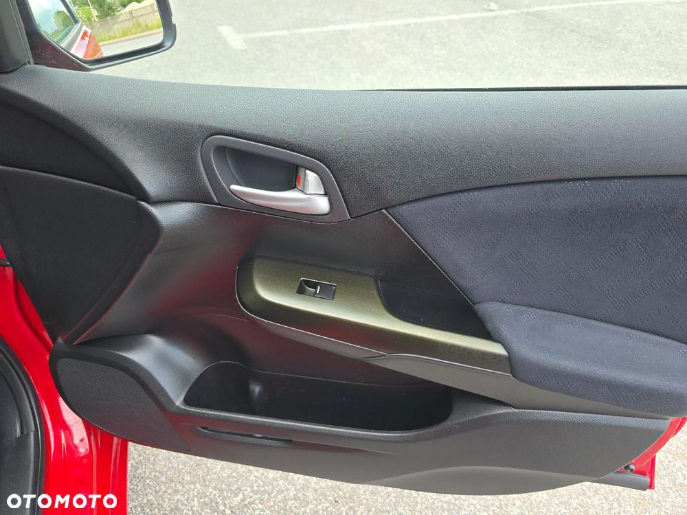 Honda Civic 1.4 i-VTEC S 40 Jahre Edition - 28