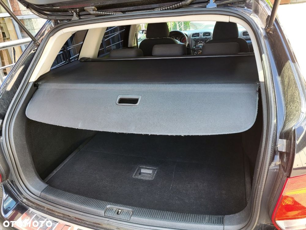 Volkswagen Golf - 24