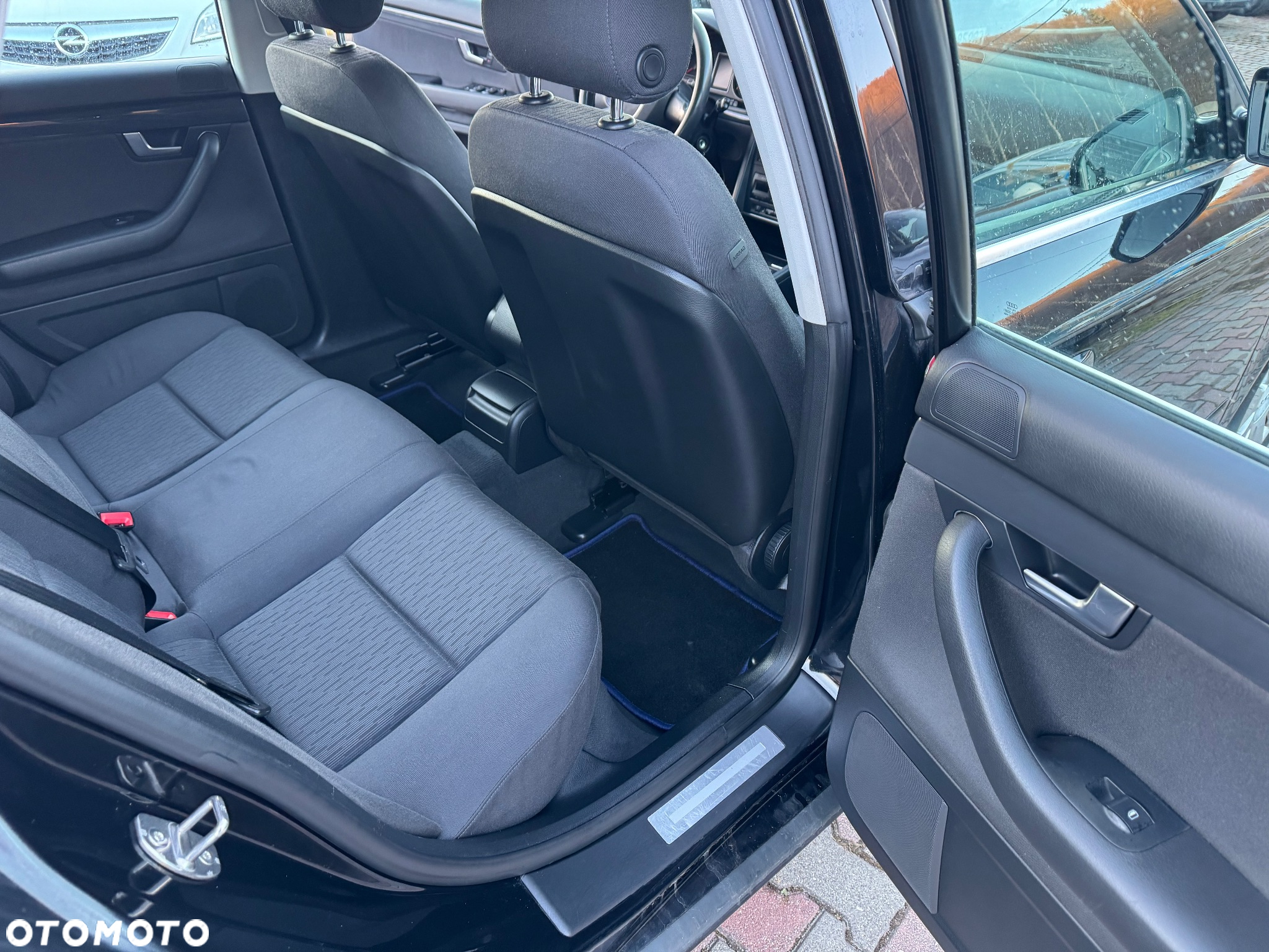Audi A4 Avant 2.0 TDI - 15