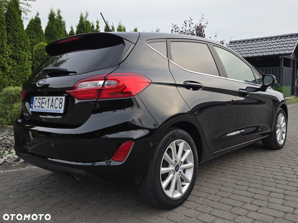 Ford Fiesta 1.0 EcoBoost S&S TITANIUM - 5