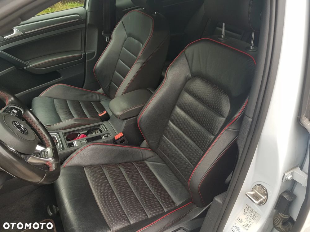 Volkswagen Golf 2.0 TSI BMT GTI Performance DSG - 22