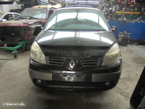 Renault Grand Scenic 1.5 DCi de 2006 para peças