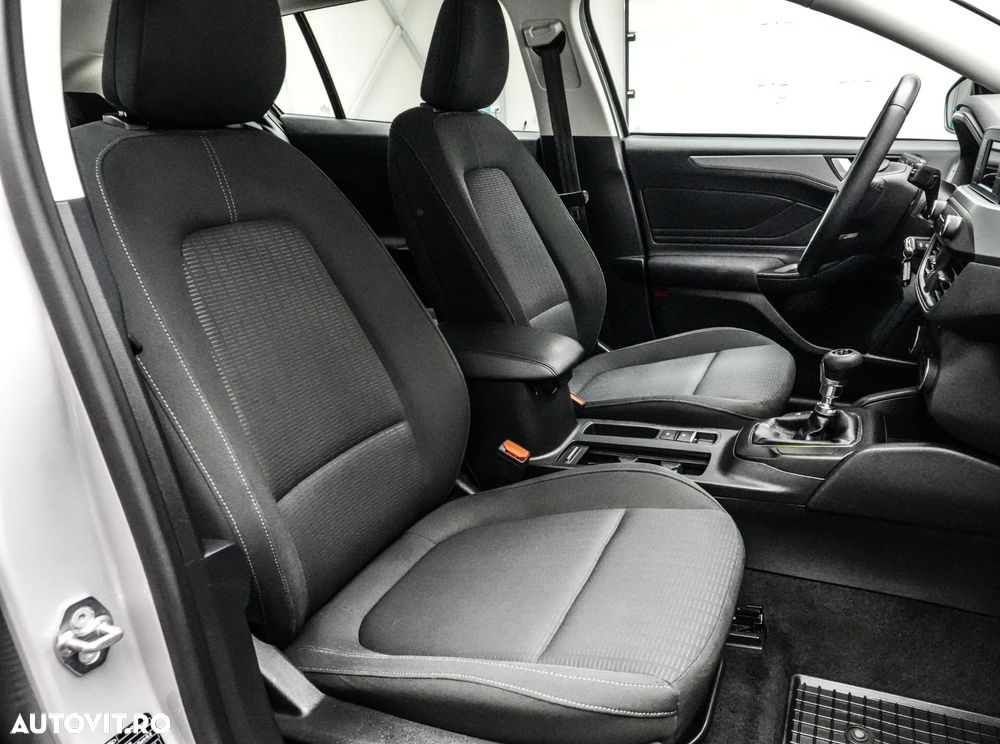 Ford Focus 1.5 EcoBlue Titanium - 14