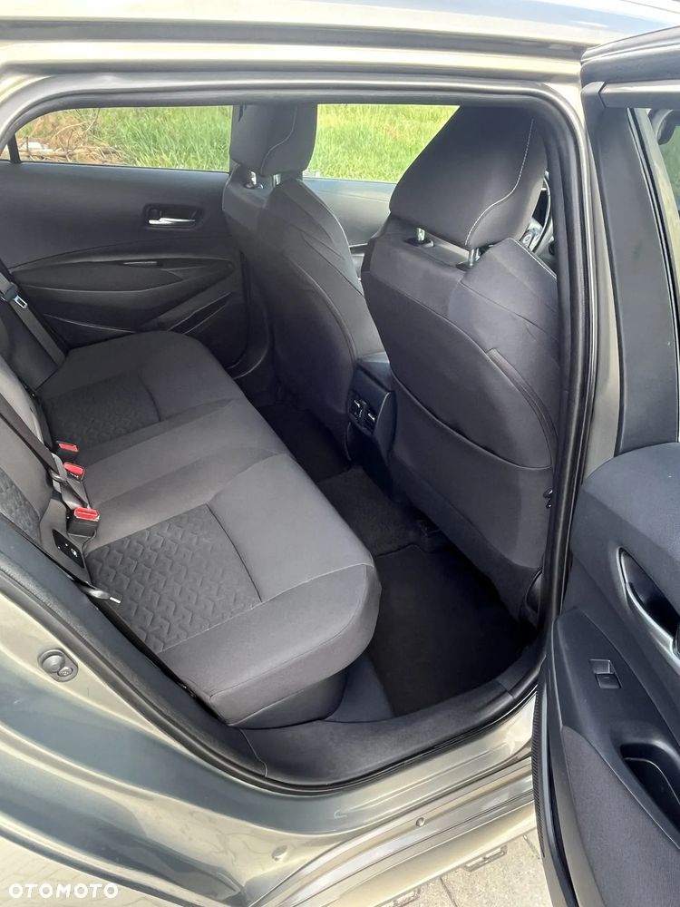 Suzuki Swace 1.8 Hybrid Premium Plus CVT - 12