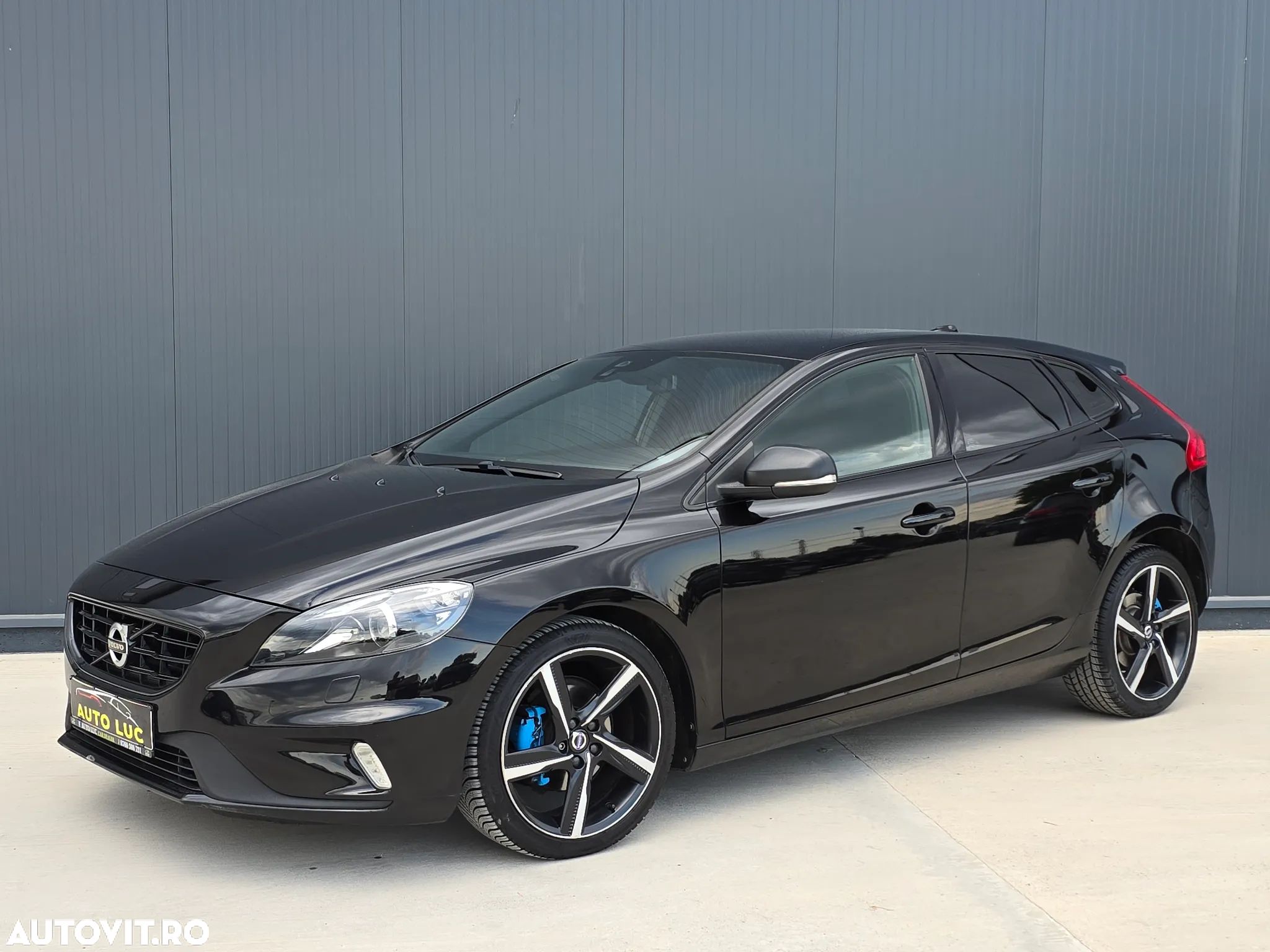 Volvo V40 D2 RDesign - 1