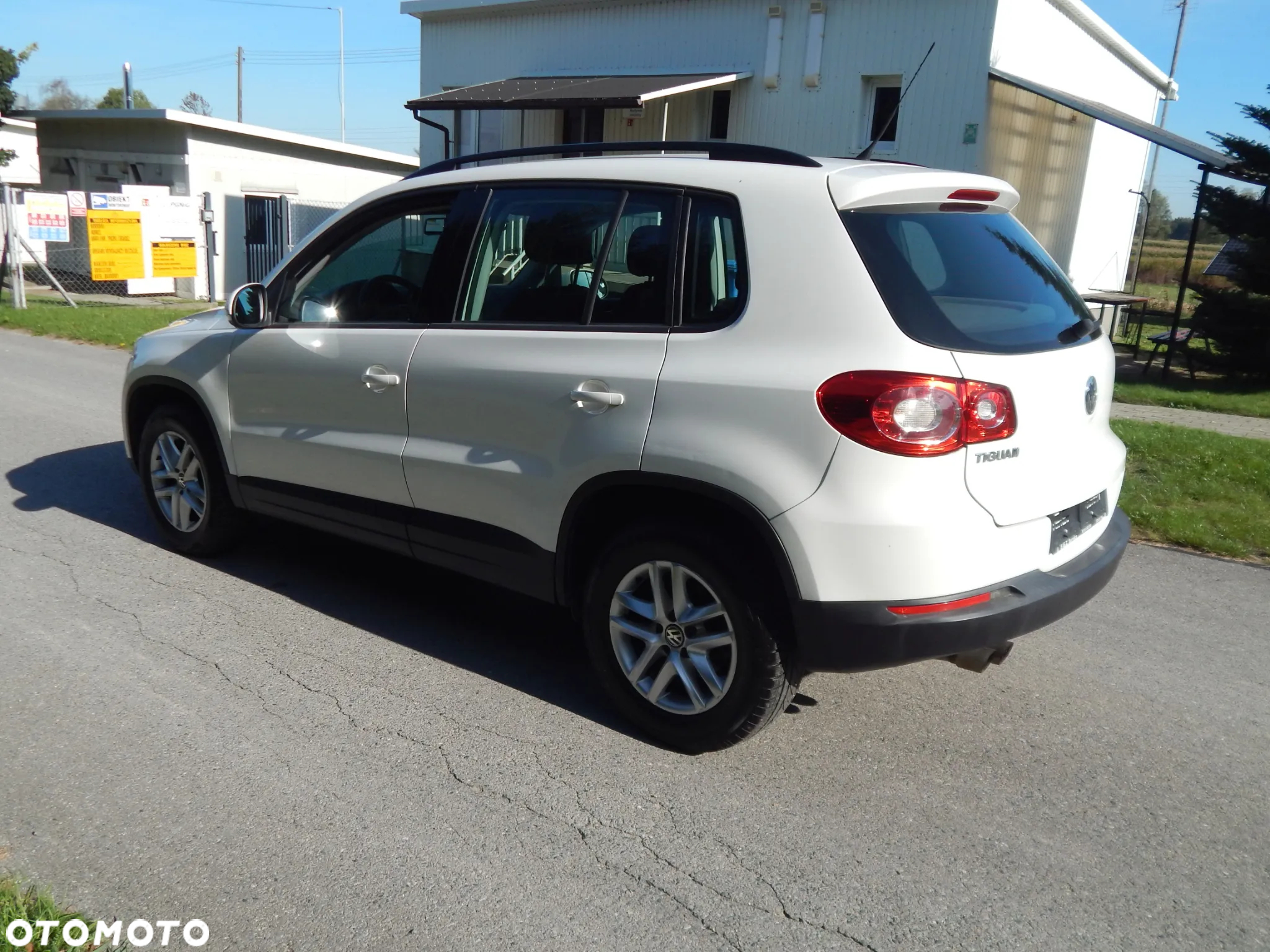 Volkswagen Tiguan 1.4 TSI BlueMot Sport&Style - 12