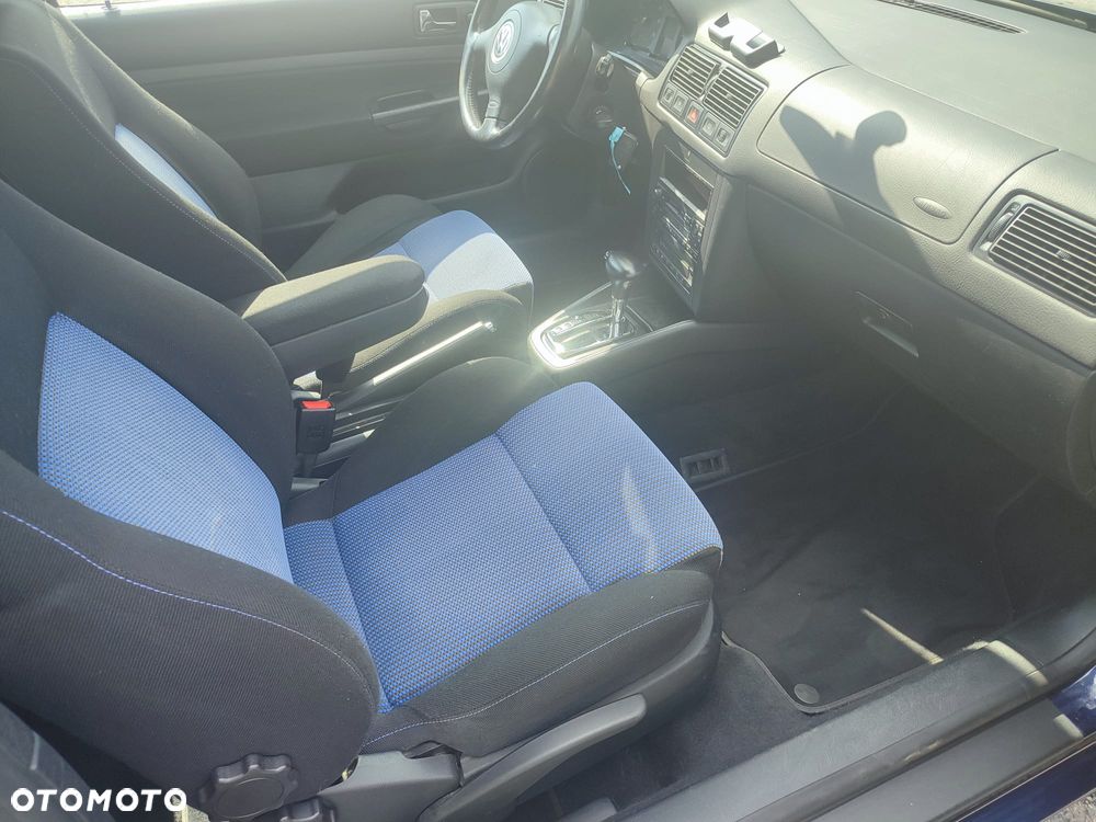Volkswagen Golf - 20