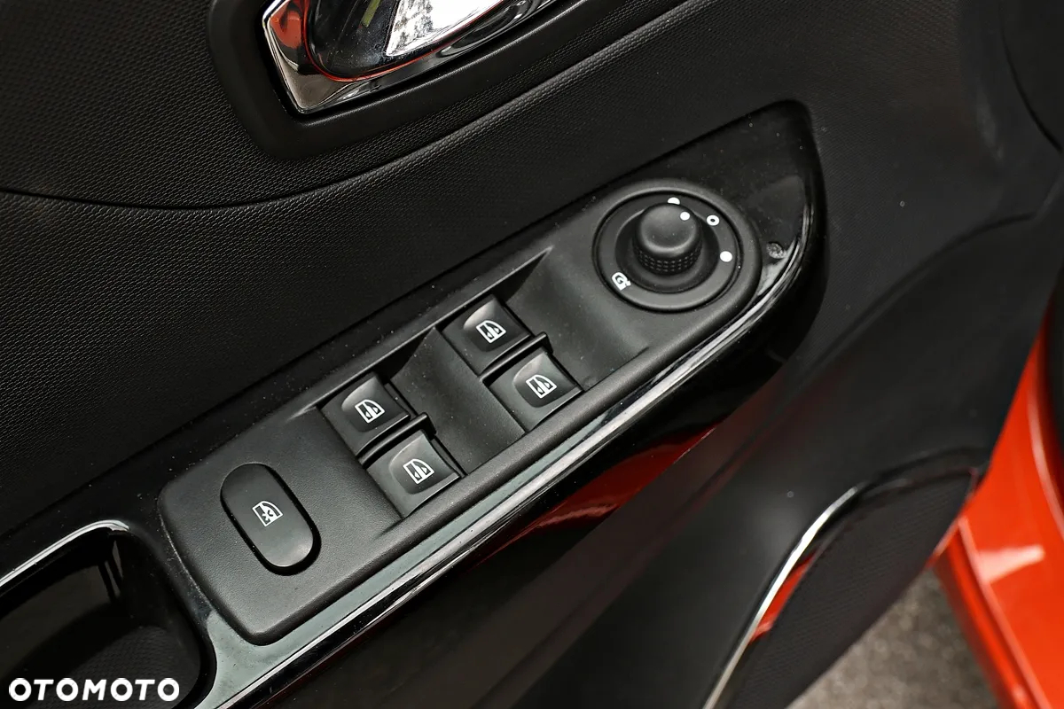 Renault Captur 1.2 TCe Zen EDC - 28