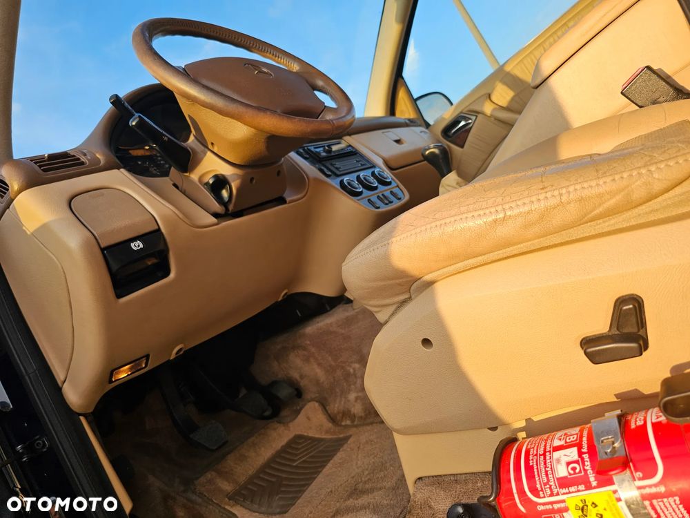 Mercedes-Benz ML 270 CDI - 21