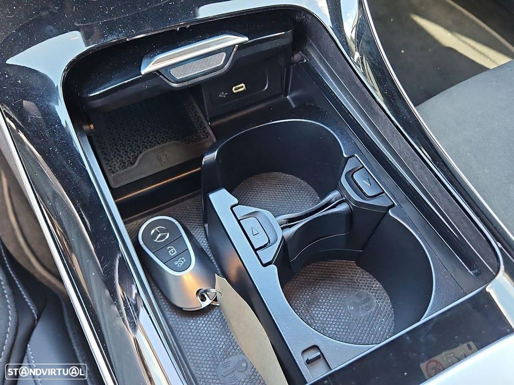 Mercedes-Benz C 300 d AMG Line - 22