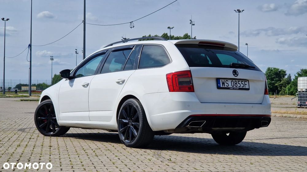 Skoda Octavia 2.0 TSI RS DSG - 3