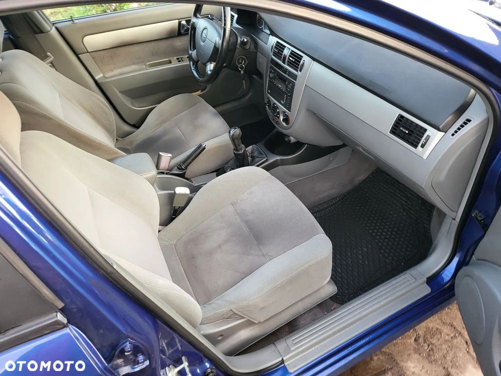 Chevrolet Nubira - 15