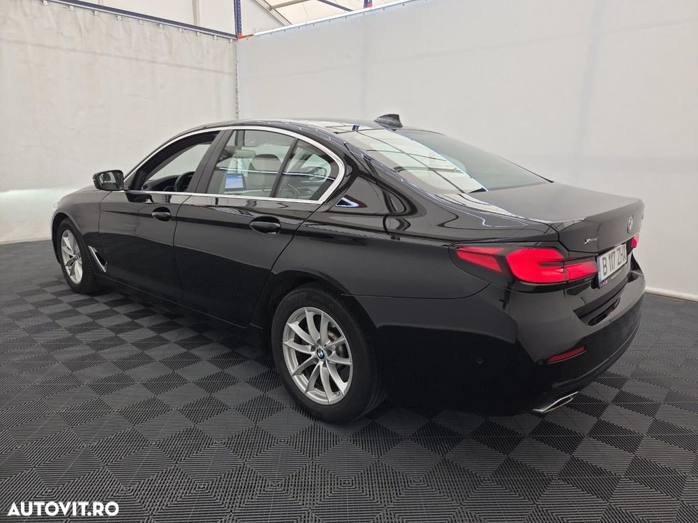 BMW Seria 5 530i xDrive AT MHEV - 5