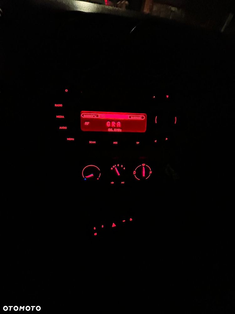 Seat Ibiza 1.4 16V Style - 16