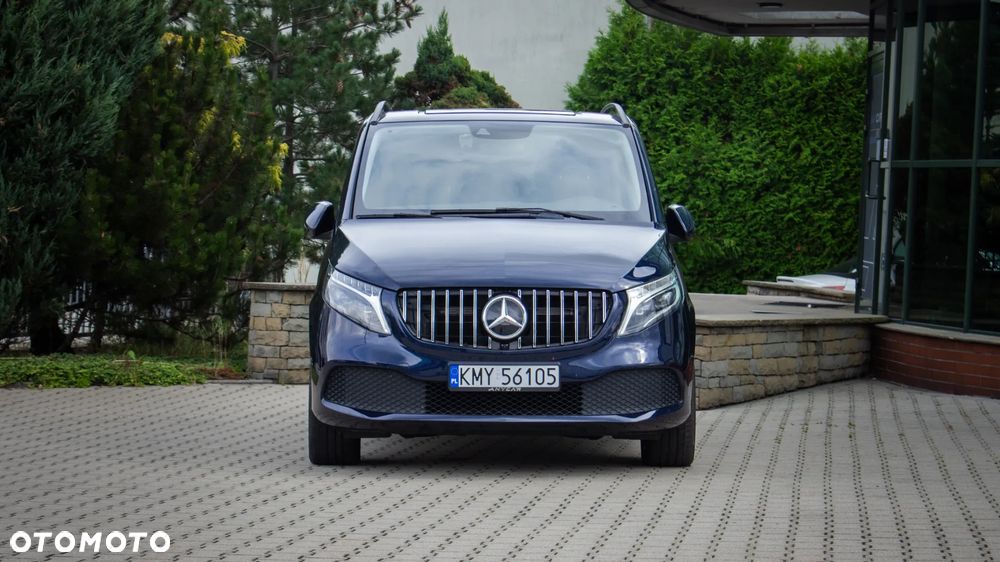 Mercedes-Benz Klasa V 220 d 4-Matic 9G-Tronic - 2
