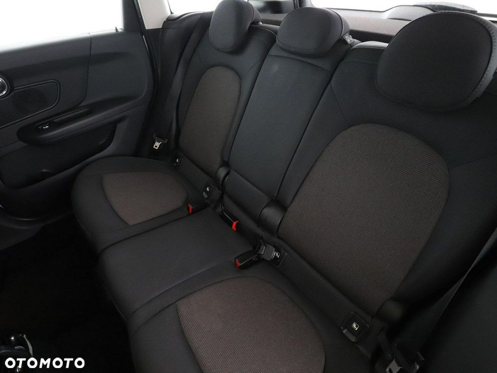 MINI Countryman One D - 17