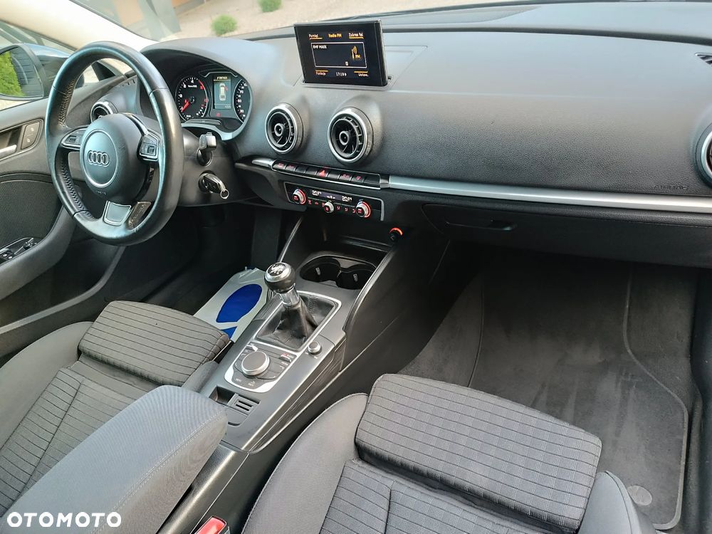 Audi A3 Sportback 1.6 TDI Sport - 34