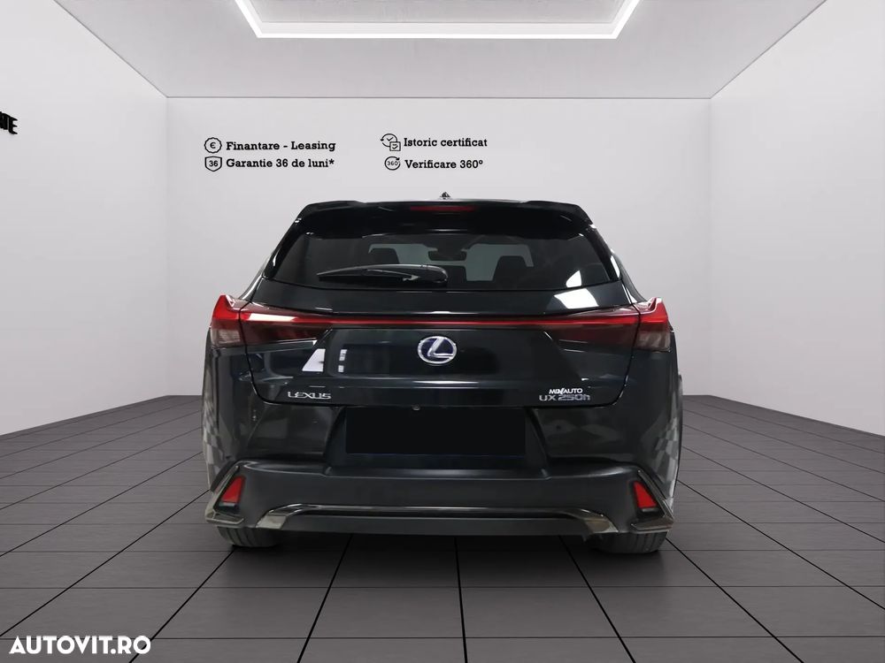 Lexus UX 250h F SPORT - 7