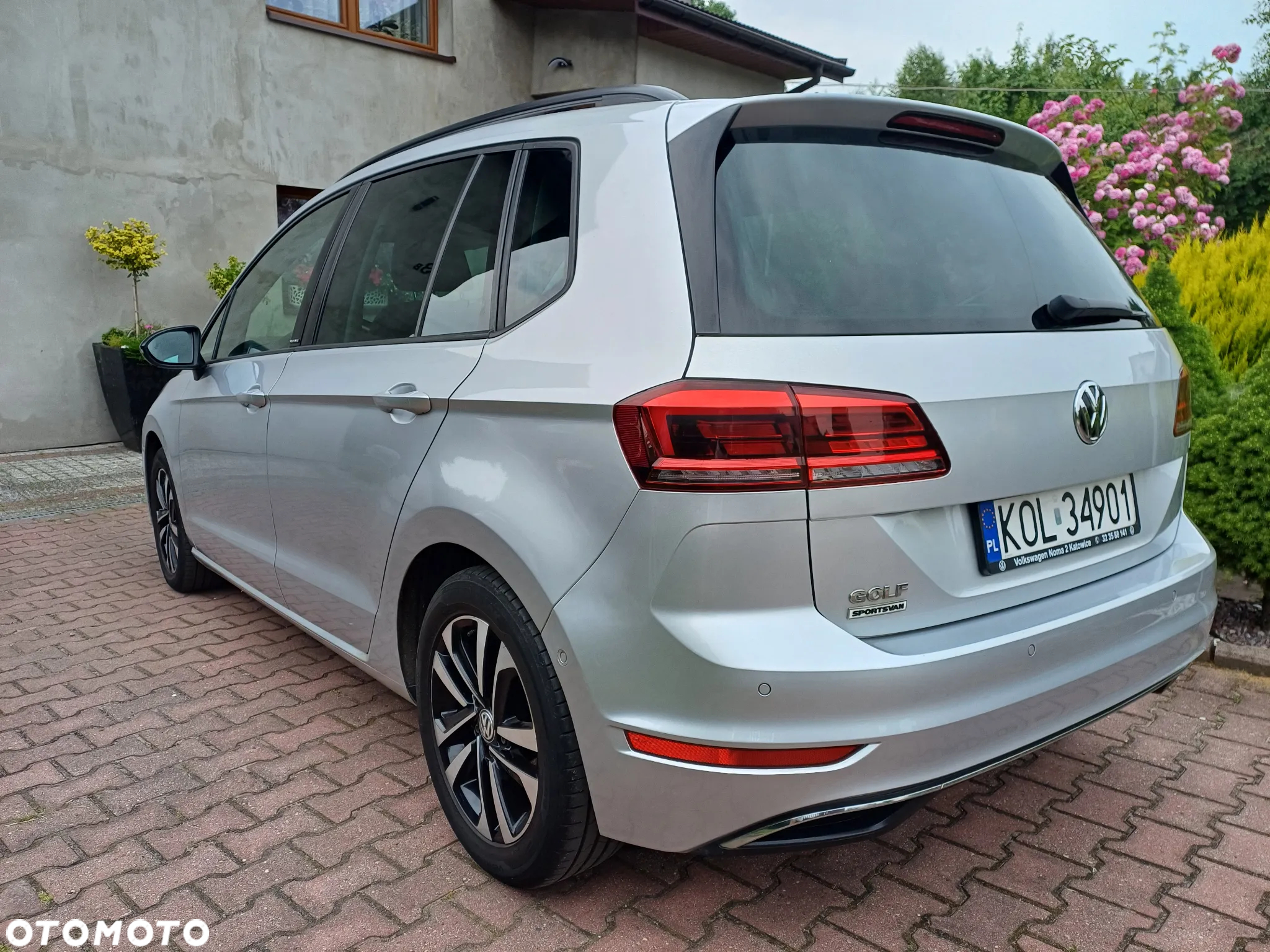 Volkswagen Golf Sportsvan 1.6 TDI SCR IQ.DRIVE - 6