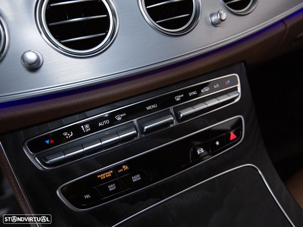 Mercedes-Benz E 220 d Avantgarde - 33