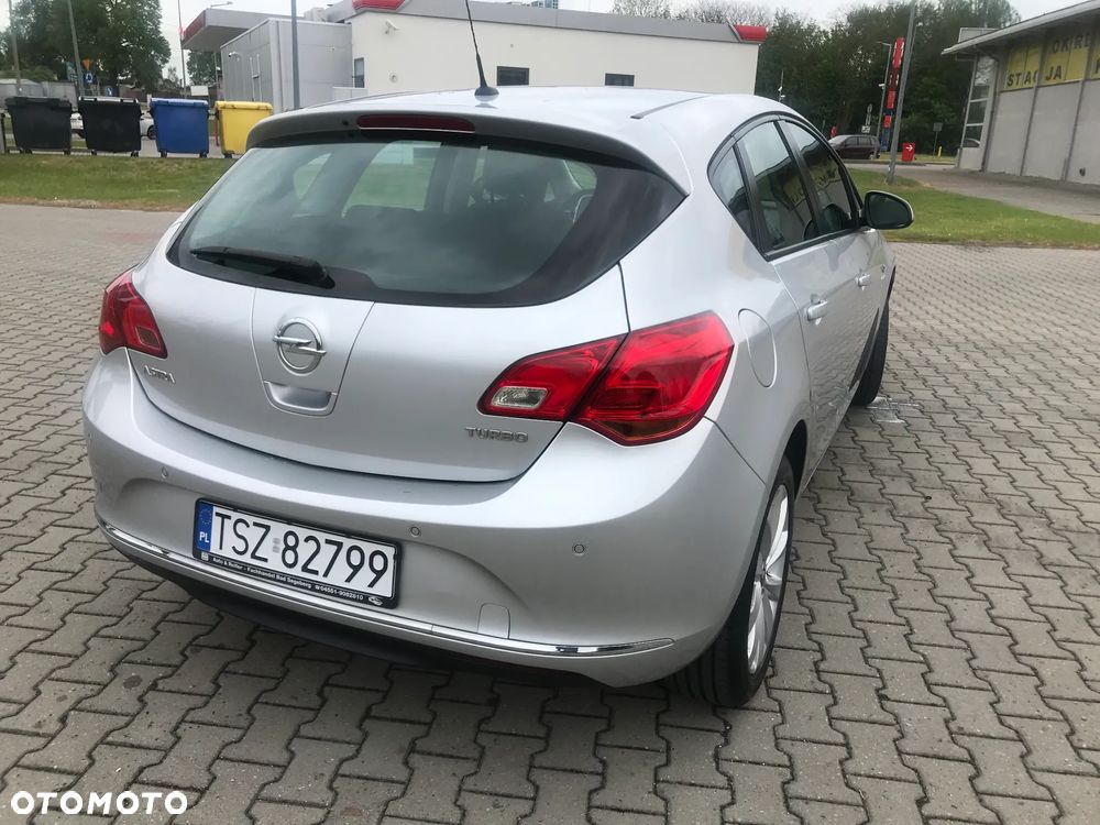 Opel Astra - 4