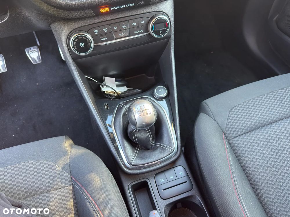 Ford Fiesta 1.0 EcoBoost STart-Stop ST-LINE - 19