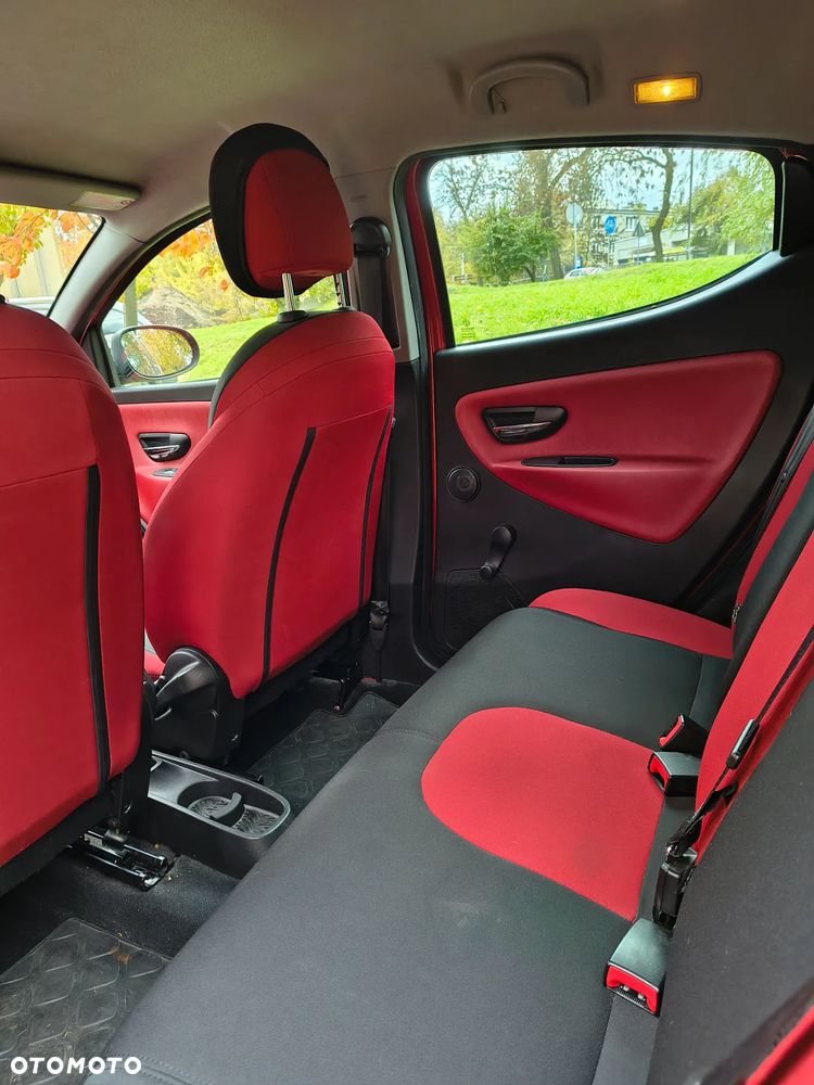 Lancia Ypsilon 1.2 8V Black&Red S&S - 14