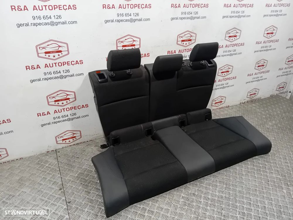 Conjunto de Bancos BMW Série 1 E82 Pack M em Pele e Alcântara Original - 6