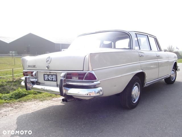 Mercedes-Benz Inny - 3