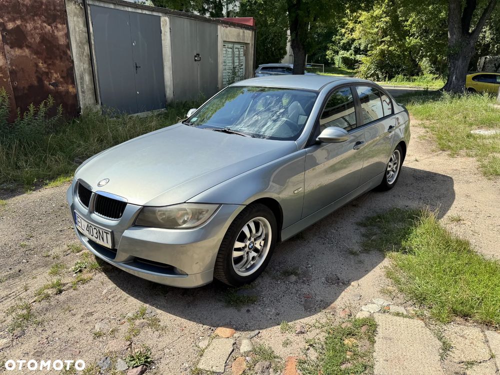 BMW Seria 3 318i - 2