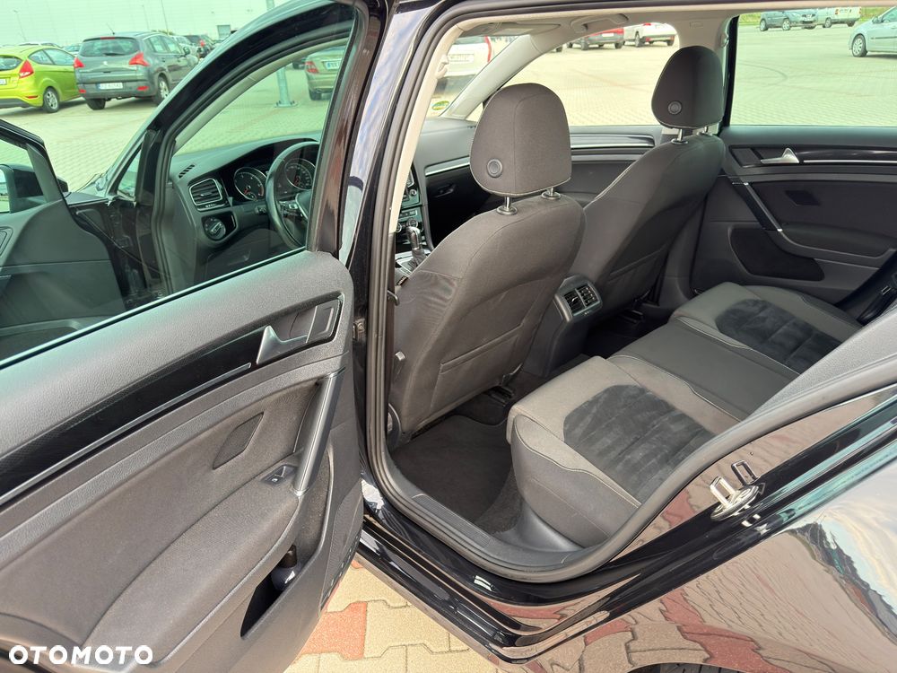 Volkswagen Golf Variant 2.0 TDI BlueMotion Technology DSG Edition - 13