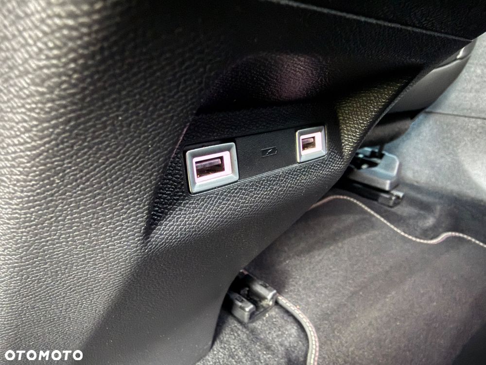 DS Automobiles DS 7 Crossback 1.6 E-Tense Performance Line + - 36